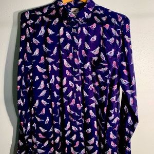 Gap ‘Shrunken boyfriend’ bird button down. Size XL